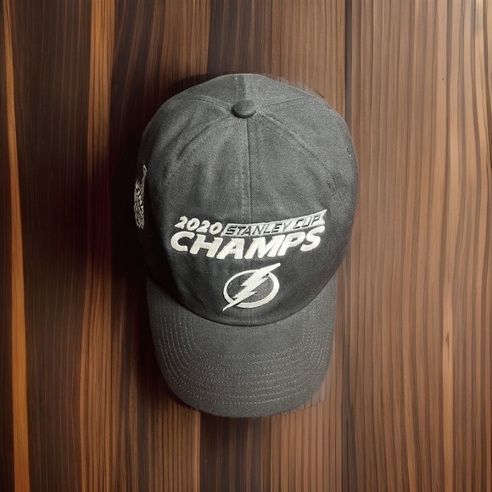 FANATICS Tampa Bay Lightning 2020 Stanley‎ Championship Cup adjustable Black Cap